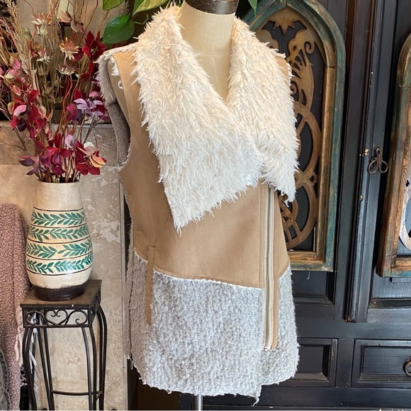 Anthropologie Sunday Monday Sherpa Moto Jacket Vest - Picture 7 of 15